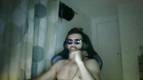 Snapshot of rafaelpiu chatting on October 2025 05:27:01 AM can you tell me something online show from October 2025 05:27:01 AM