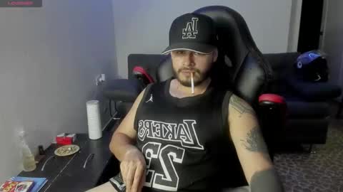 ragnar_lothbrok77 online show from January 2026 10:58:02 PM