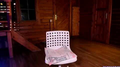 Snapshot of raichell_magicts chatting on October 2025 12:27:01 AM 60 off online show from October 2025 12:27:01 AM