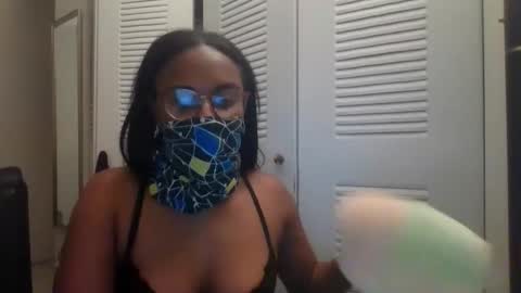 Snapshot of raii8092 chatting on October 2025 03:17:02 AM raii8092 online show from October 2025 03:17:02 AM