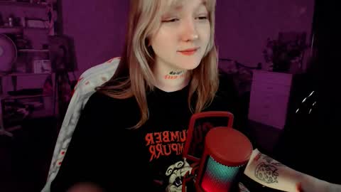 Snapshot of raiingurl chatting on March 2026 06:19:02 AM Kate online show from March 2026 06:19:02 AM