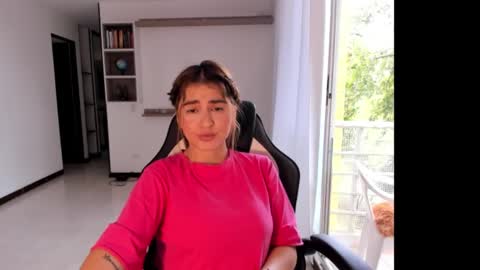 Snapshot of rainbow_jenny chatting on September 2025 07:06:02 PM Jennyindependent model . online show from September 2025 07:06:02 PM