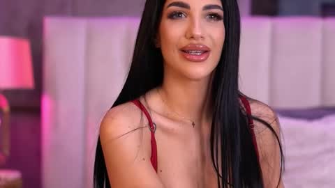 Raisa online show from November 2025 04:51:02 PM