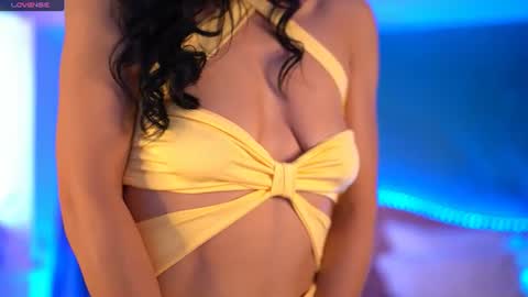 RaisaVawn online show from June 2026 06:29:01 AM
