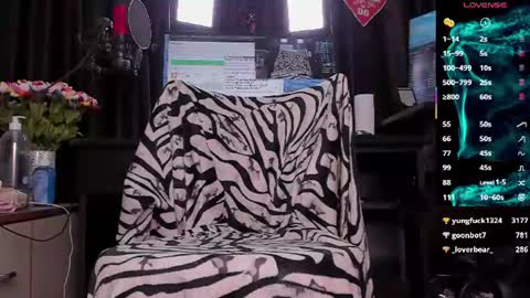 Laura online show from July 2026 10:39:01 AM