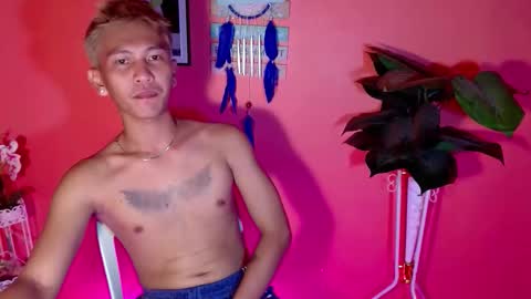 ralfhuge24 online show from September 2025 06:00:01 PM