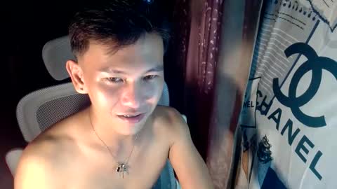 ralfhuge24 online show from June 2026 10:54:02 PM