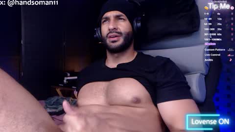 Snapshot of ralfvoss chatting on December 2025 12:42:01 AM ralfvoss online show from December 2025 12:42:01 AM