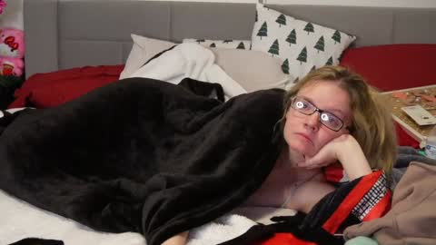 Snapshot of ramichick chatting on January 2025 10:32:02 AM Rami online show from January 2025 10:32:02 AM