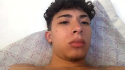 ramiroo2312 online show from February 2025 07:38:02 PM