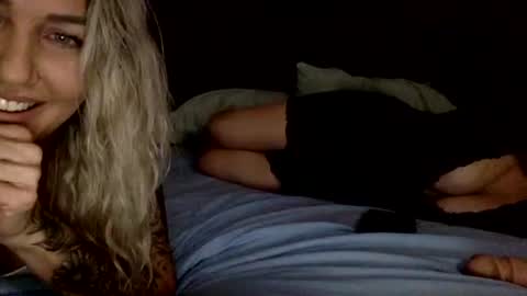 Mamakel online show from September 2025 01:32:02 AM