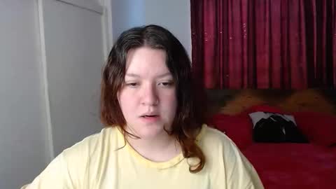 Snapshot of ramona15 chatting on April 2026 10:16:01 PM Ramona online show from April 2026 10:16:01 PM
