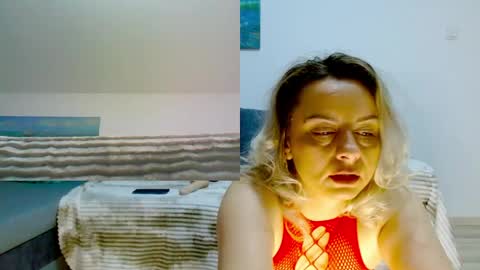 Kim-Hot-Girl online show from April 2026 07:52:01 PM