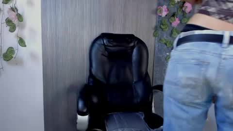 Ramona  online show from May 2026 02:12:02 PM