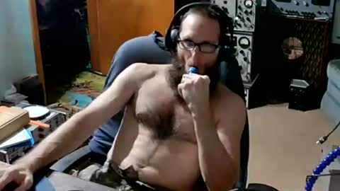 Randall online show from October 2025 01:17:02 AM