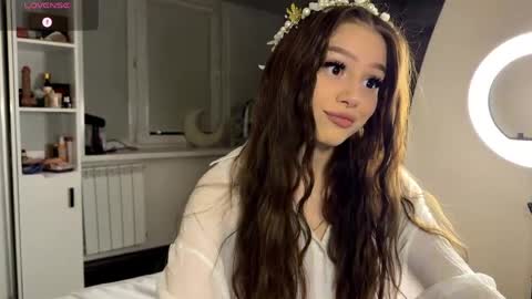 Luna online show from March 2026 01:54:02 PM