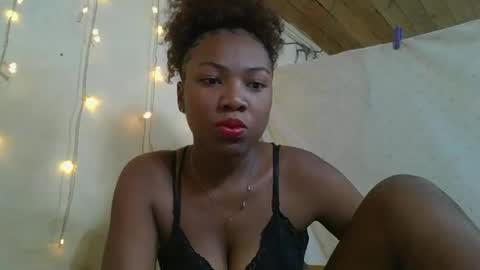 Snapshot of rantamarie chatting on April 2026 05:24:02 AM Rantamarie online show from April 2026 05:24:02 AM