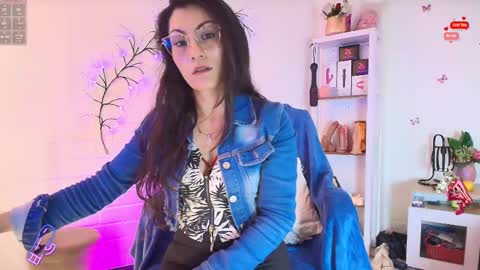 Snapshot of rapunzell__ chatting on September 2025 01:23:01 PM Rapunzell online show from September 2025 01:23:01 PM