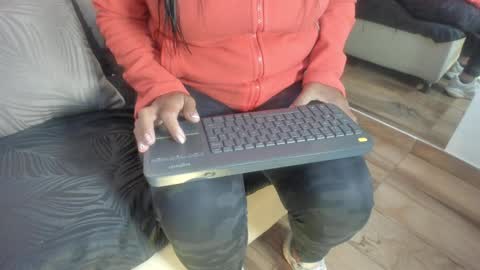 Raquel Moore  online show from February 2026 12:53:02 PM