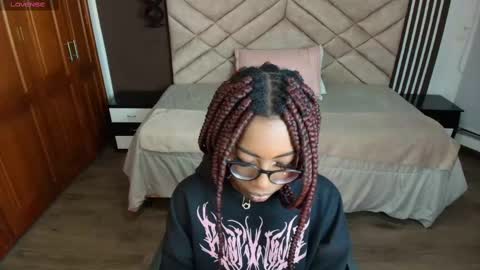 Raquel online show from March 2025 11:33:02 AM