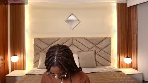 Snapshot of raqueljones_ chatting on May 2026 11:59:01 AM Raquel online show from May 2026 11:59:01 AM