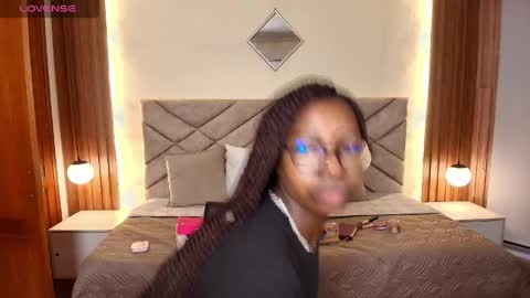 Snapshot of raqueljones_ chatting on May 2026 11:59:02 AM Raquel online show from May 2026 11:59:02 AM