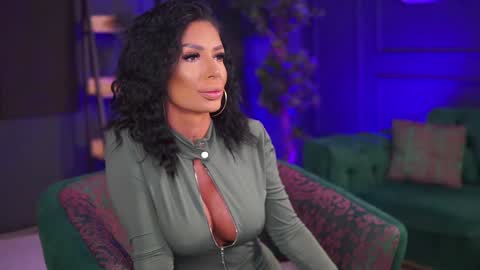 Raquelle online show from January 2025 06:35:01 PM