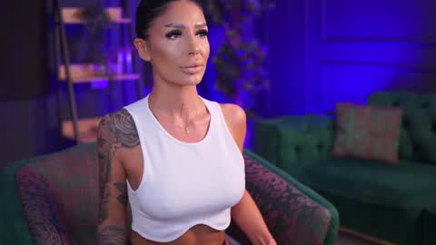 Raquelle online show from January 2025 06:27:01 PM