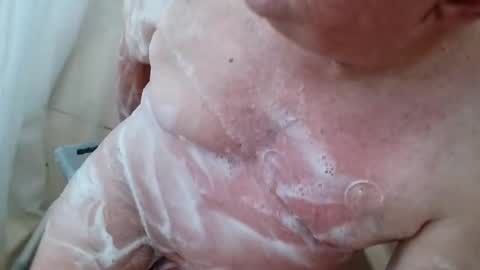 Snapshot of rasbearingsly chatting on November 2025 04:13:02 PM Rasbear online show from November 2025 04:13:02 PM