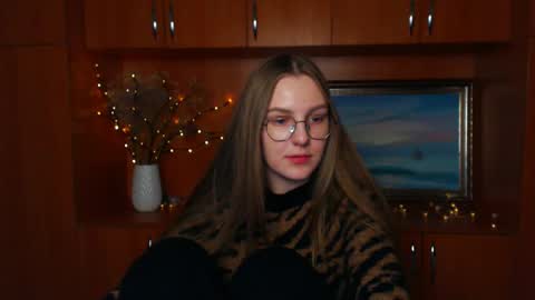 Snapshot of raspberry0101 chatting on December 2024 06:27:02 PM raspberry0101 online show from December 2024 06:27:02 PM