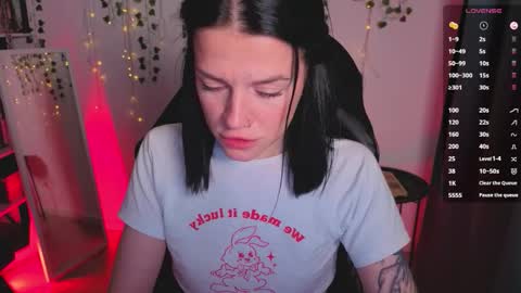 Snapshot of raspberry__girl chatting on September 2025 11:04:01 PM Rita My schedule for this week Thursday-Monday online show from September 2025 11:04:01 PM