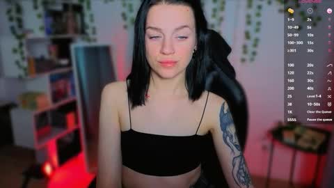 Snapshot of raspberry__girl chatting on September 2025 08:53:02 PM Rita My schedule for this week Thursday-Monday online show from September 2025 08:53:02 PM