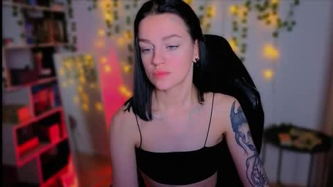 Snapshot of raspberry__girl chatting on September 2025 08:53:01 PM Rita My schedule for this week Thursday-Monday online show from September 2025 08:53:01 PM
