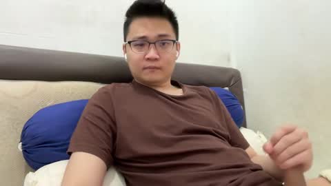 Snapshot of ratedepic17 chatting on January 2025 04:15:01 PM randomnaut online show from January 2025 04:15:01 PM