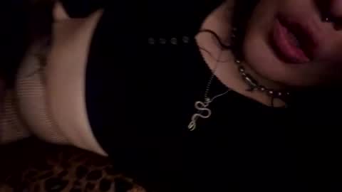 Rattlesnake Bitch 666 online show from May 2026 10:09:01 AM