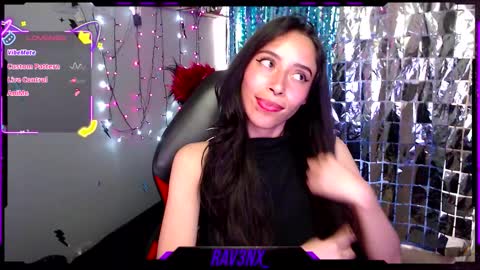   online show from February 2026 09:33:01 PM