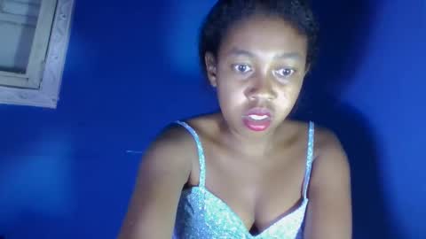 Snapshot of raveloarisoamarieesmera chatting on February 2026 07:10:02 PM raveloarisoamarieesmera online show from February 2026 07:10:02 PM