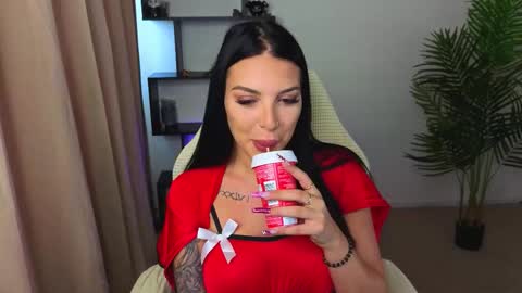 Snapshot of raven_inkk chatting on October 2025 10:49:02 AM raven_inkk online show from October 2025 10:49:02 AM