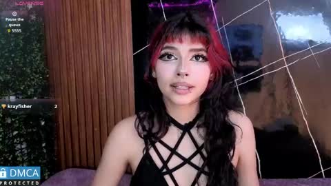raven_rox_ online show from May 2026 07:21:01 PM