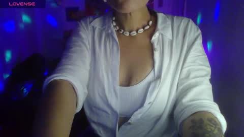 Snapshot of ravenandsin chatting on February 2025 12:33:01 AM Raven online show from February 2025 12:33:01 AM