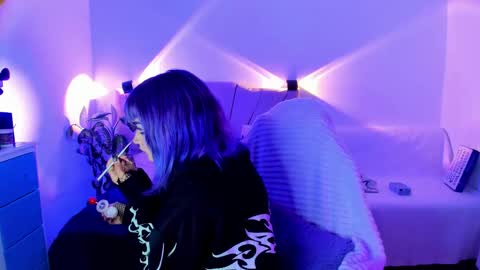 Snapshot of ravencollen chatting on December 2025 01:22:02 AM ravencollen online show from December 2025 01:22:02 AM