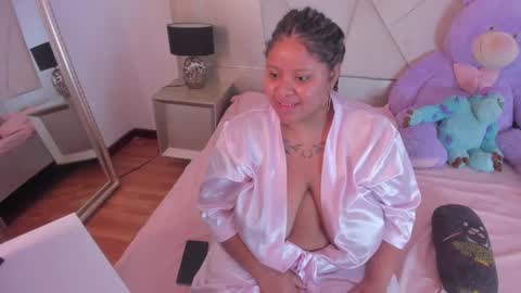 Snapshot of ravendipaul_ chatting on December 2024 12:08:02 PM online show from December 2024 12:08:02 PM