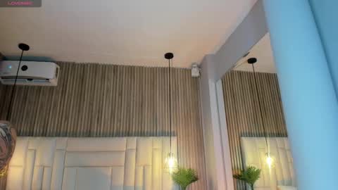 Snapshot of ravenn21 chatting on March 2026 11:39:02 AM Raven online show from March 2026 11:39:02 AM