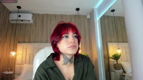 Snapshot of ravenn21 chatting on March 2026 11:37:01 AM Raven online show from March 2026 11:37:01 AM