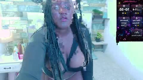 ravennova_ online show from April 2026 01:12:01 PM