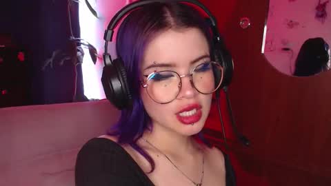 Snapshot of raventh_ chatting on October 2025 03:23:02 PM raventh_ online show from October 2025 03:23:02 PM