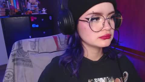 Snapshot of raventh_ chatting on October 2025 02:40:02 PM raventh_ online show from October 2025 02:40:02 PM