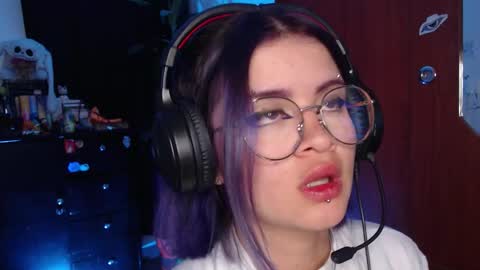 Snapshot of raventh_ chatting on January 2026 03:00:02 AM raventh_ online show from January 2026 03:00:02 AM