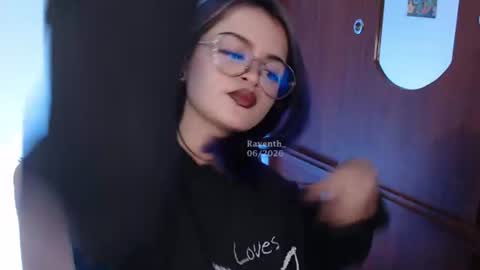 raventh_ online show from June 2026 03:20:02 AM