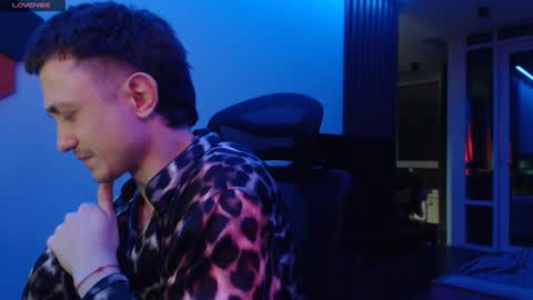 Alex Nash online show from October 2025 01:40:01 AM